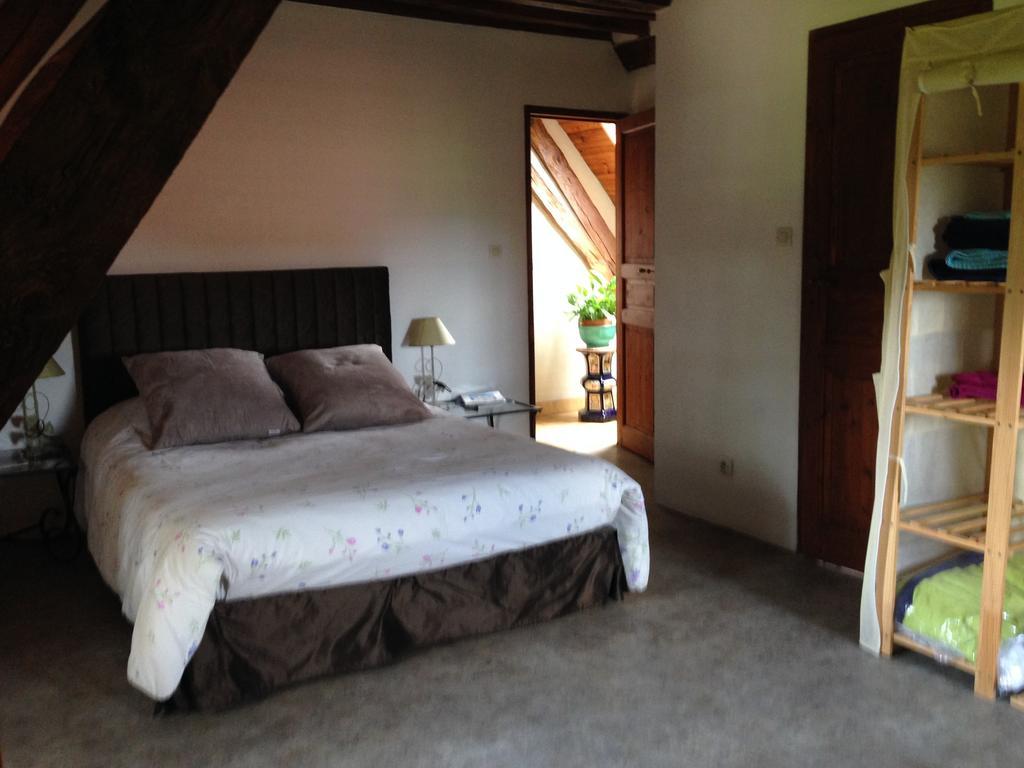 Bed and Breakfast La Baronnie Vieux-Pont Zimmer foto